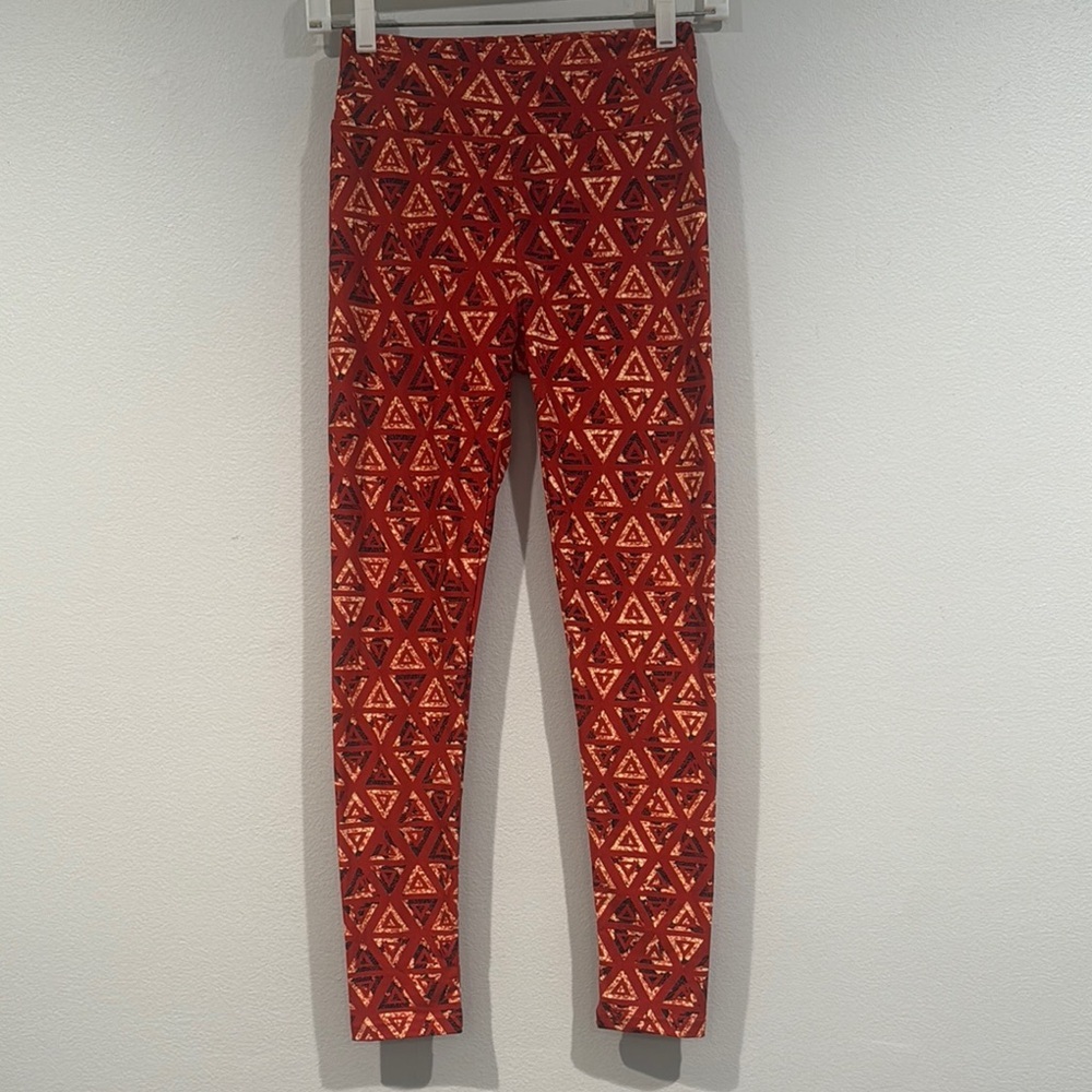 Lulaore Triangle Pattern Leggings in Rust Red - One Size NWOT